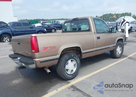 1997 GMC Sierra K1500 z USA, uszkodzony, nr VIN 1GTEK14R7VZ528345